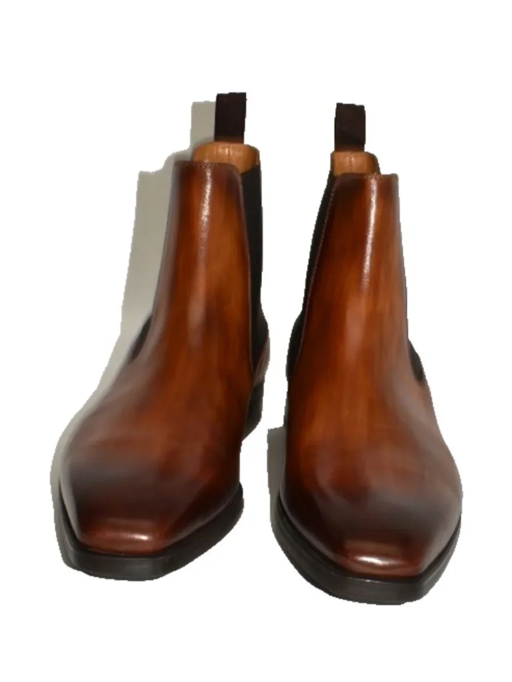 New! MAGNANNI Riley Smooth Leather Chelsea Boots Cognac Brown Size 10.5 M DD150A
